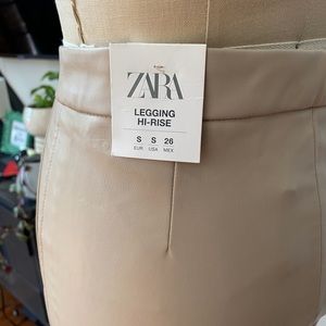 Zara NWT Faux Leather Hi-Rise Legging, Beige size S